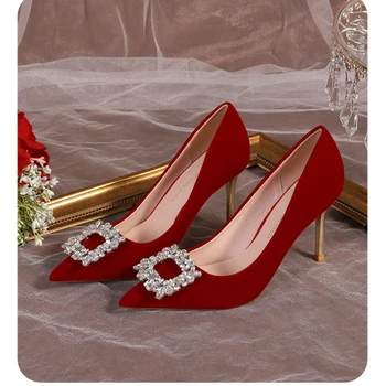 Женская обувь 2023 года, свадебные туфли для подружек невесты со стразами и квадратной пряжкой, однотонные туфли-лодочки на шпильке с острым носком, французские туфли на высоком каблуке