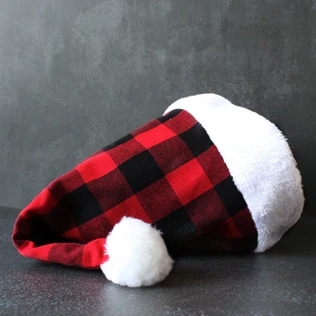 Забавные рождественские шляпы, удобные мягкие красные шляпы Санта-Клауса, Декоративный реквизит, праздничные принадлежности для взрослых, мужчин, женщин, детей
