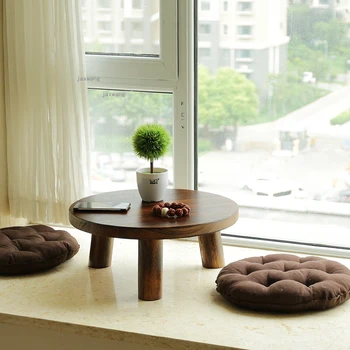 Простой журнальный столик в гостиной маленькой квартиры, низкий столик-татами в японском общежитии, балкон из массива дерева, спальня, Гостиничные чайные столики
