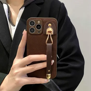 Роскошный ремешок на запястье из искусственной кожи Чехол для телефона iPhone 14 13 12 11 14Pro Plus Max Mini X XR XS Модный защитный силиконовый чехол