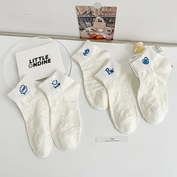 Свежие синие Женские носки-лодочки с вышивкой, Корейская милая вышивка с алфавитом, дышащие Весенне-летние Белые короткие носки